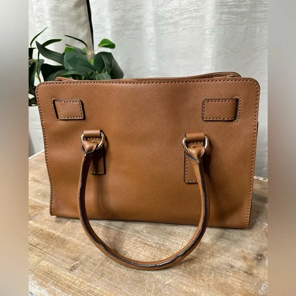 Authentic Michael Kors Hamilton Saffiano Tan Leather Sachel with lock and key